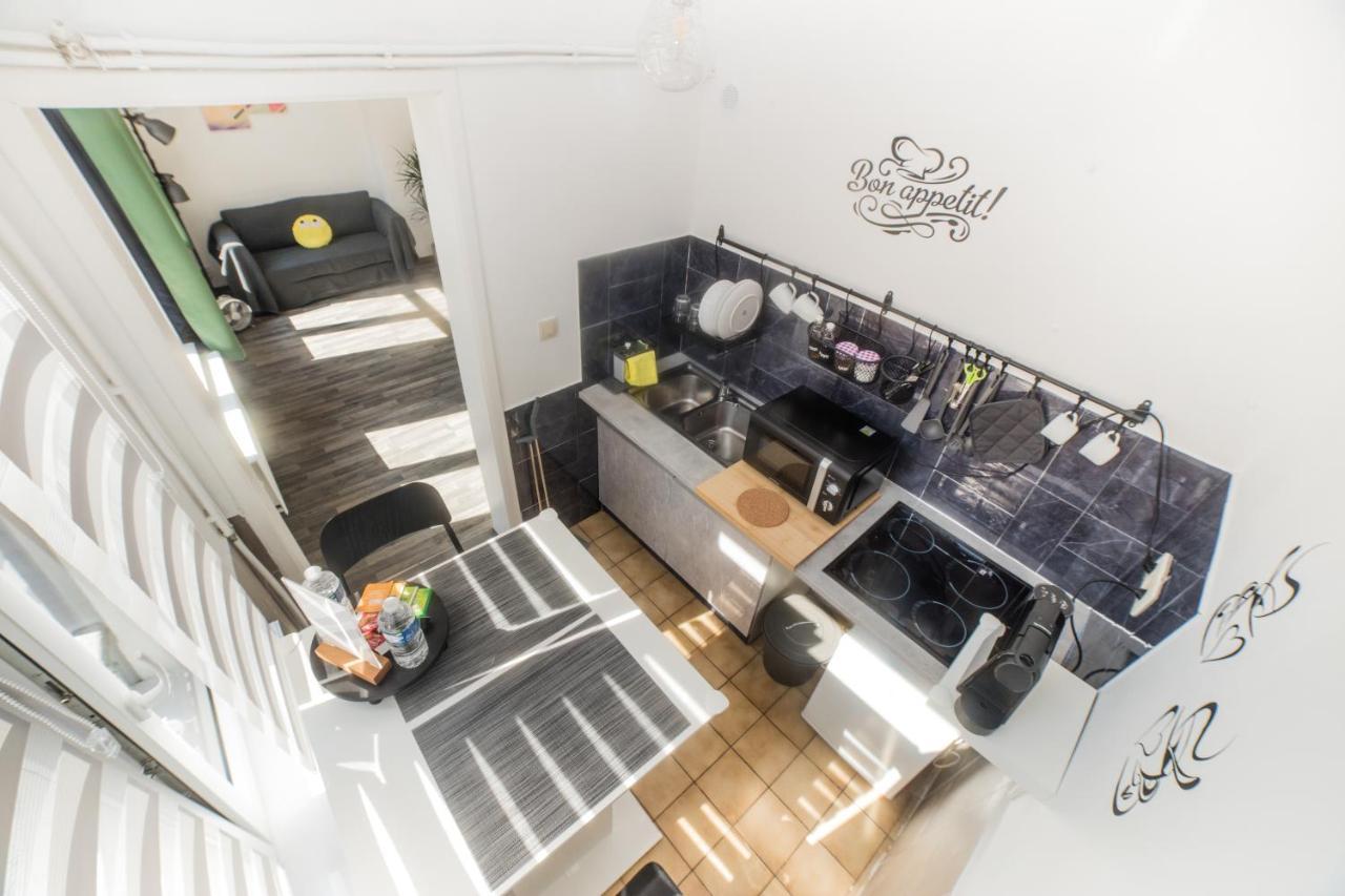 City Centre Hidden Gem! Apartment For Up To 3 People ブリュッセル エクステリア 写真