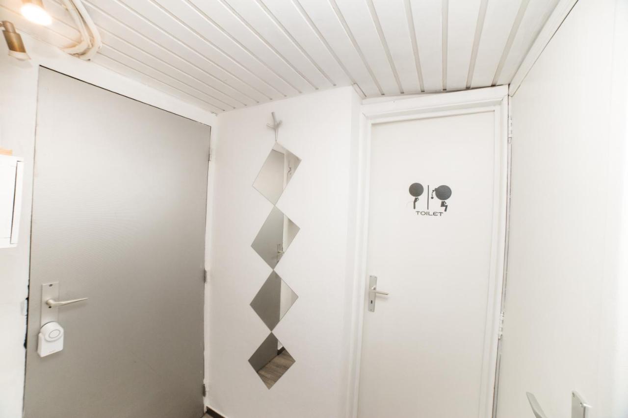 City Centre Hidden Gem! Apartment For Up To 3 People ブリュッセル エクステリア 写真