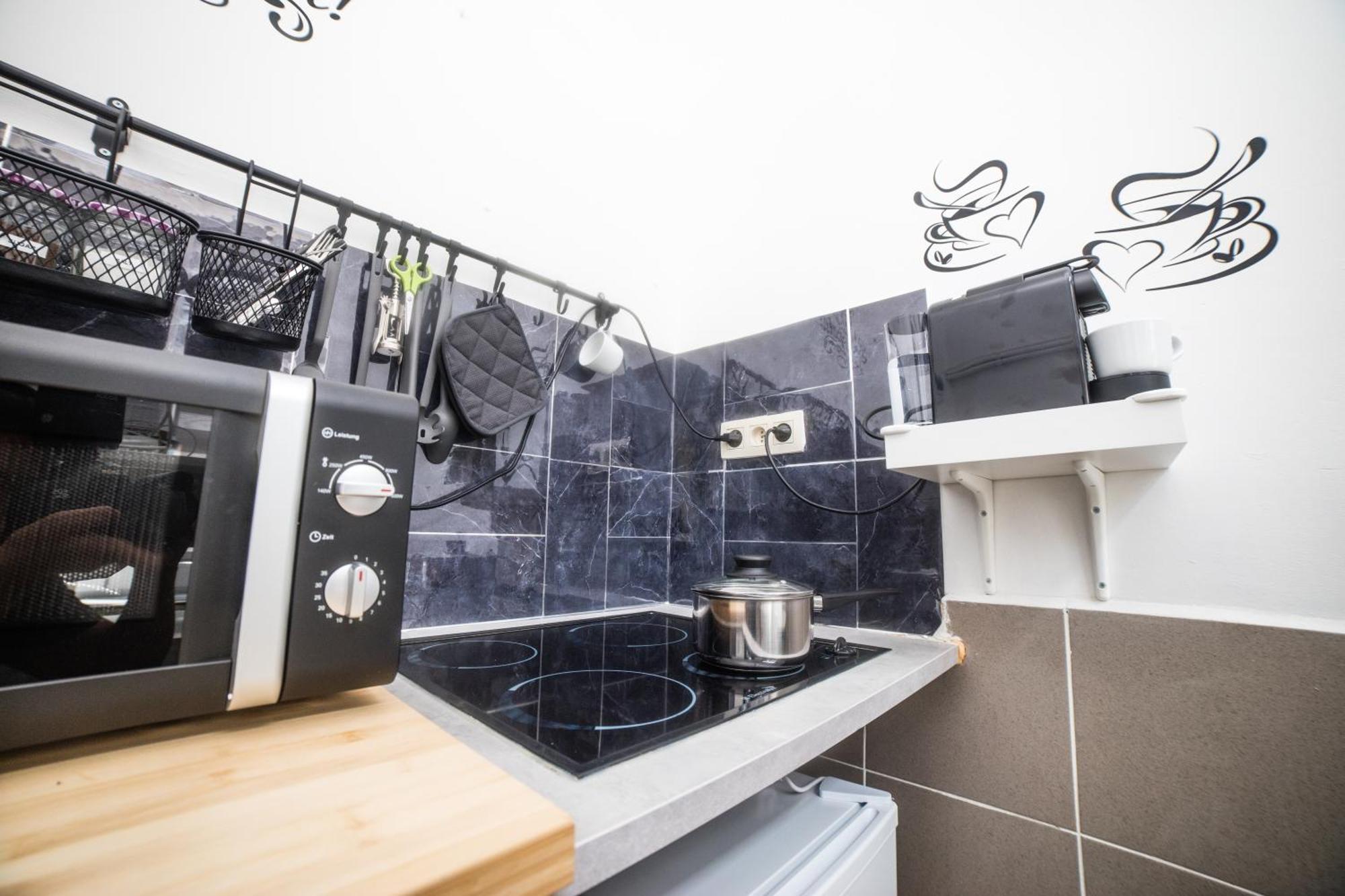 City Centre Hidden Gem! Apartment For Up To 3 People ブリュッセル エクステリア 写真